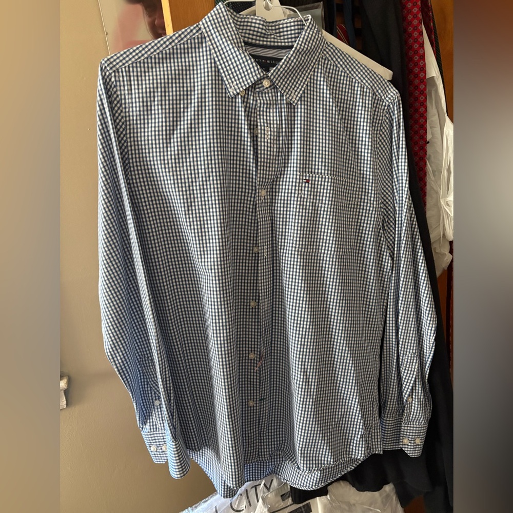 Tommy Hilfiger Navy and White Dress Shirt - M